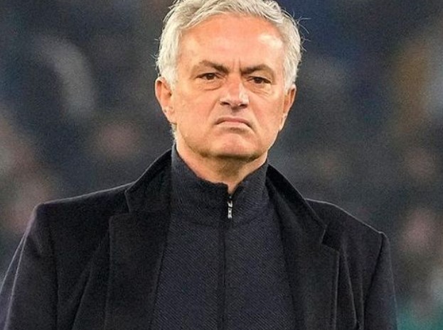 HLV Mourinho nói gì sau khi bị AS Roma sa thải