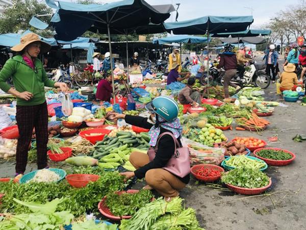 Mơ thấy đi chợ đánh con gì, báo hiệu điềm tốt hay xấu?