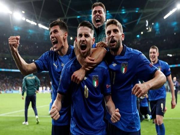 Đội hình vô địch Euro 2021: Một sự kết hợp hoàn hảo