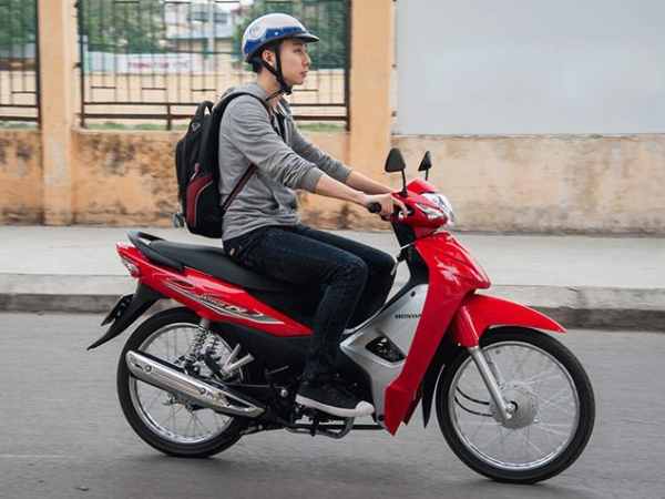 Mơ thấy đi xe máy mới