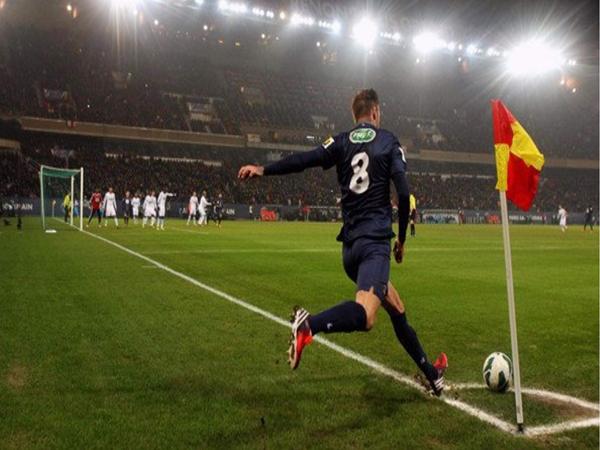 Những luật đá phạt góc sân 11