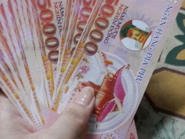 Nằm mơ thấy tiền âm phủ có số gì may mắn trúng lớn