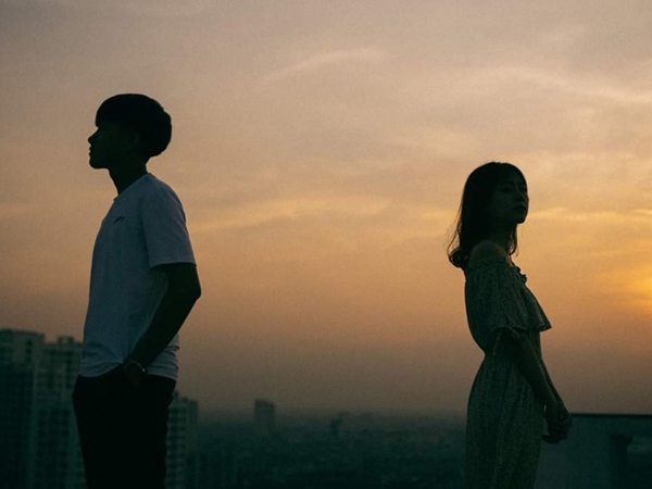 Nằm mơ thấy chia tay người yêu là điềm gì, tốt hay xấu?